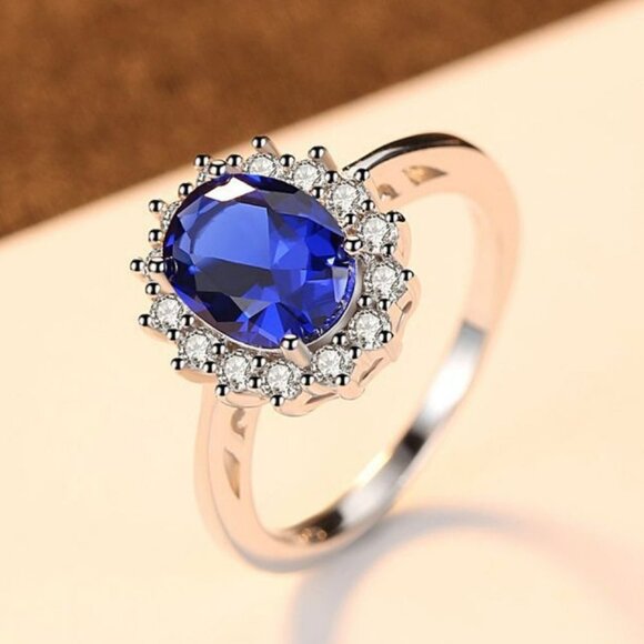 Blue Sapphire Ring - Picture 3 of 5